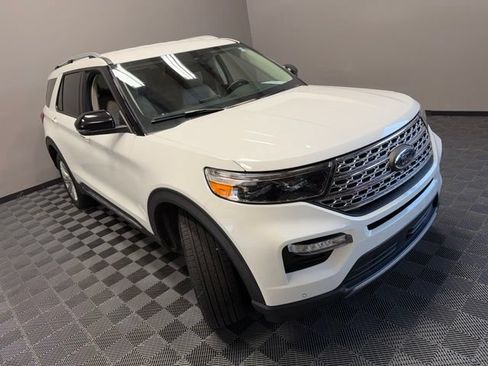 Used 2021 Ford Explorer Limited w/ Hybrid Equipment Group 310A AWD/4WD image 2