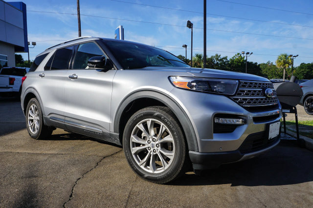 Used 2020 Ford Explorer Limited AWD/4WD image 2