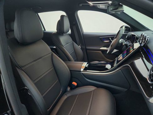 New 2026 Mercedes-Benz GLC 300 image 13