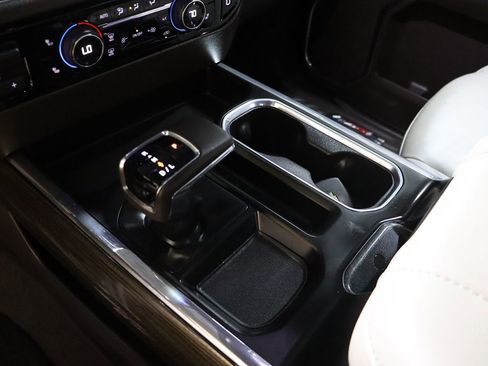 Used 2024 Chevrolet Silverado 1500 LT Trail Boss w/ Convenience Package II image 61