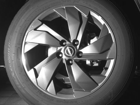 Used 2025 Nissan Rogue SV FWD image 12