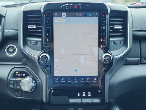 Used 2025 RAM 1500 Laramie image 27