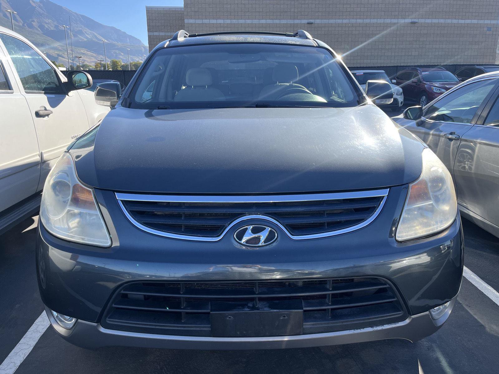 Used 2012 Hyundai Veracruz GLS w/ Premium Pkg AWD/4WD image 2