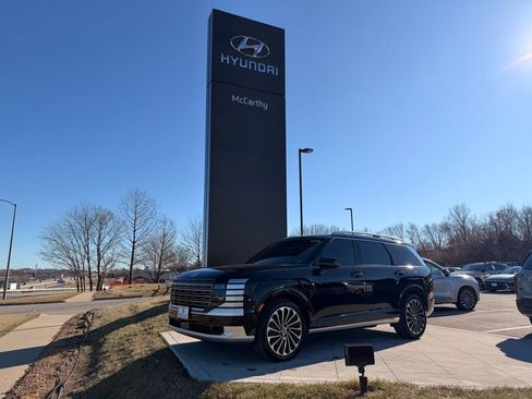 Used 2026 Hyundai Palisade Calligraphy AWD/4WD image 1
