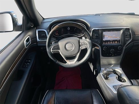 Used 2014 Jeep Grand Cherokee Overland w/ Advanced Technology Group image 23