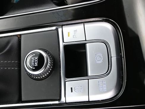 Used 2024 Kia Telluride S w/ S Sunroof Package FWD image 25