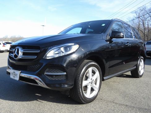 Used 2018 Mercedes-Benz GLE 350 4MATIC image 1