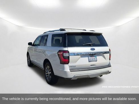 Used 2018 Ford Expedition Limited w/ Equipment Group 301A AWD/4WD image 8