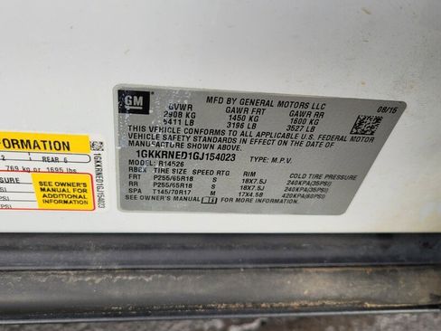 Used 2016 GMC Acadia SLE image 17