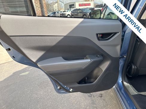 Used 2024 Subaru Crosstrek 2.0i Premium w/ Popular Package #4 image 15