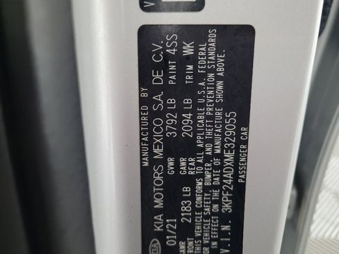 Used 2021 Kia Forte LXS FWD image 33