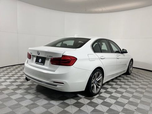 Used 2018 BMW 330i xDrive Sedan w/ Convenience Package image 7