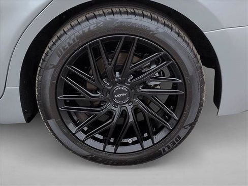 Used 2019 Toyota Camry SE FWD image 28