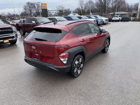 Used 2025 Hyundai Kona SEL image 5