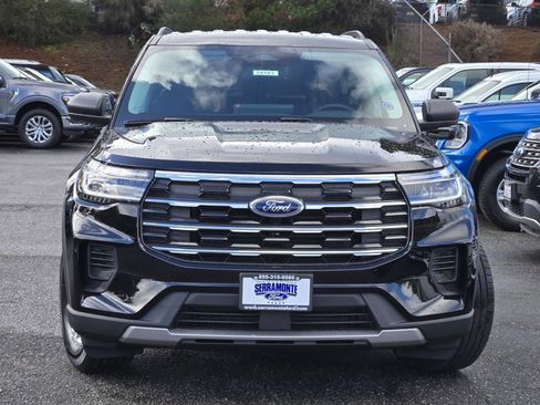 New 2026 Ford Explorer Active image 3