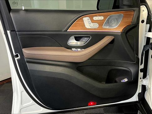 Certified 2021 Mercedes-Benz GLS 63 AMG 4MATIC image 22