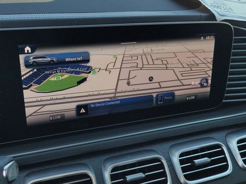 New 2026 Mercedes-Benz GLS 580 4MATIC image 26