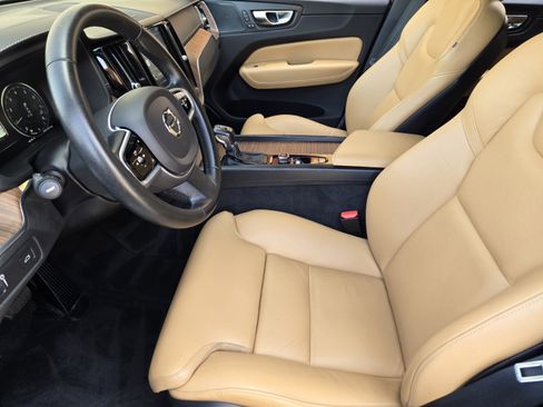 Used 2020 Volvo XC60 T6 Inscription AWD/4WD image 11