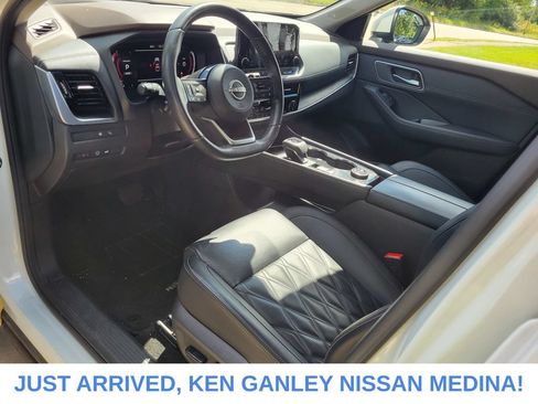 Certified 2023 Nissan Rogue Platinum w/ Platinum Premium Package AWD/4WD image 9