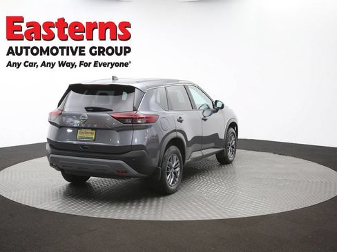 Used 2023 Nissan Rogue S AWD/4WD image 41