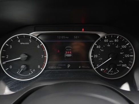 Used 2024 Nissan Rogue S image 14