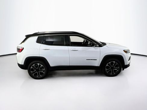 Used 2022 Jeep Compass Limited AWD/4WD image 4