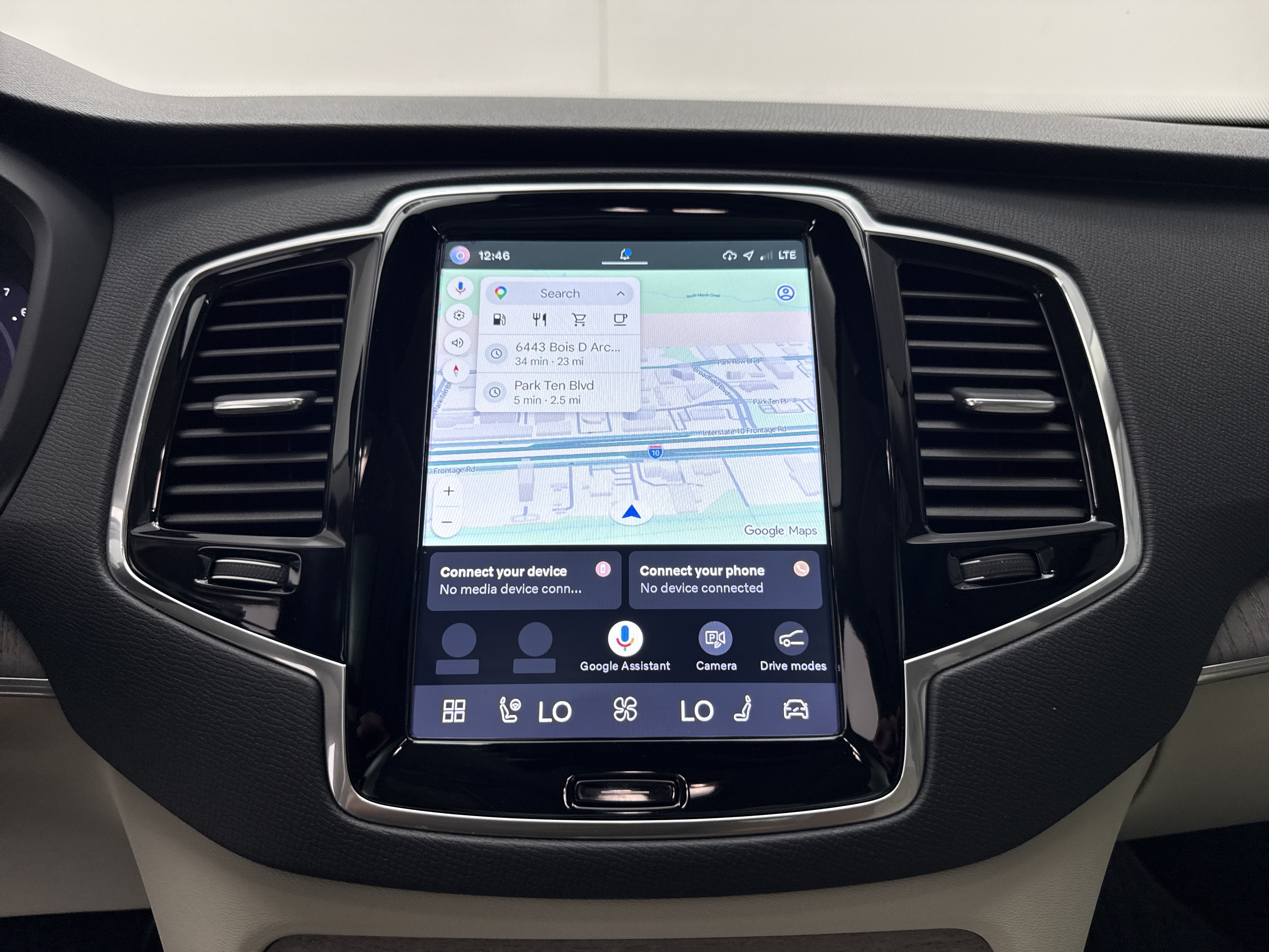 Certified 2024 Volvo XC90 B6 Plus w/ Protection Package Premier AWD/4WD image 19