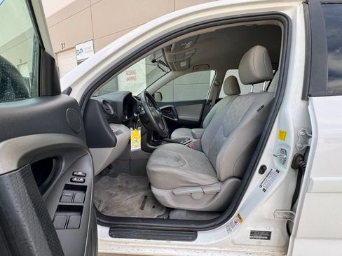 Used 2011 Toyota RAV4 2WD w/ Base L4 Extra Value Pkg image 11