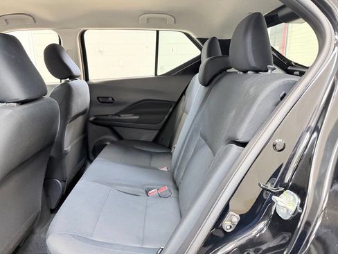 Used 2023 Nissan Kicks S FWD image 18