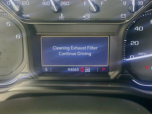 Used 2021 GMC Sierra 1500 AT4 w/ AT4 Preferred Package AWD/4WD image 12