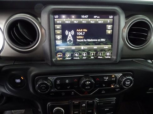 Certified 2022 Jeep Wrangler Unlimited Sport image 12