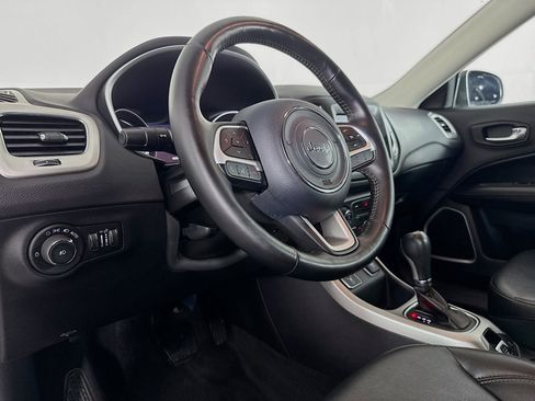 Used 2018 Jeep Compass Latitude w/ Popular Equipment Group image 22