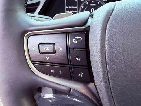 Certified 2025 Lexus ES 350 350 PREMIUM/PARK AST/CLEAN CAR image 18