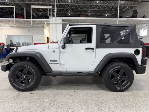 Used 2012 Jeep Wrangler Sport image 9