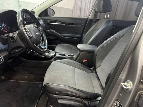 Used 2023 Kia Seltos S AWD/4WD image 10