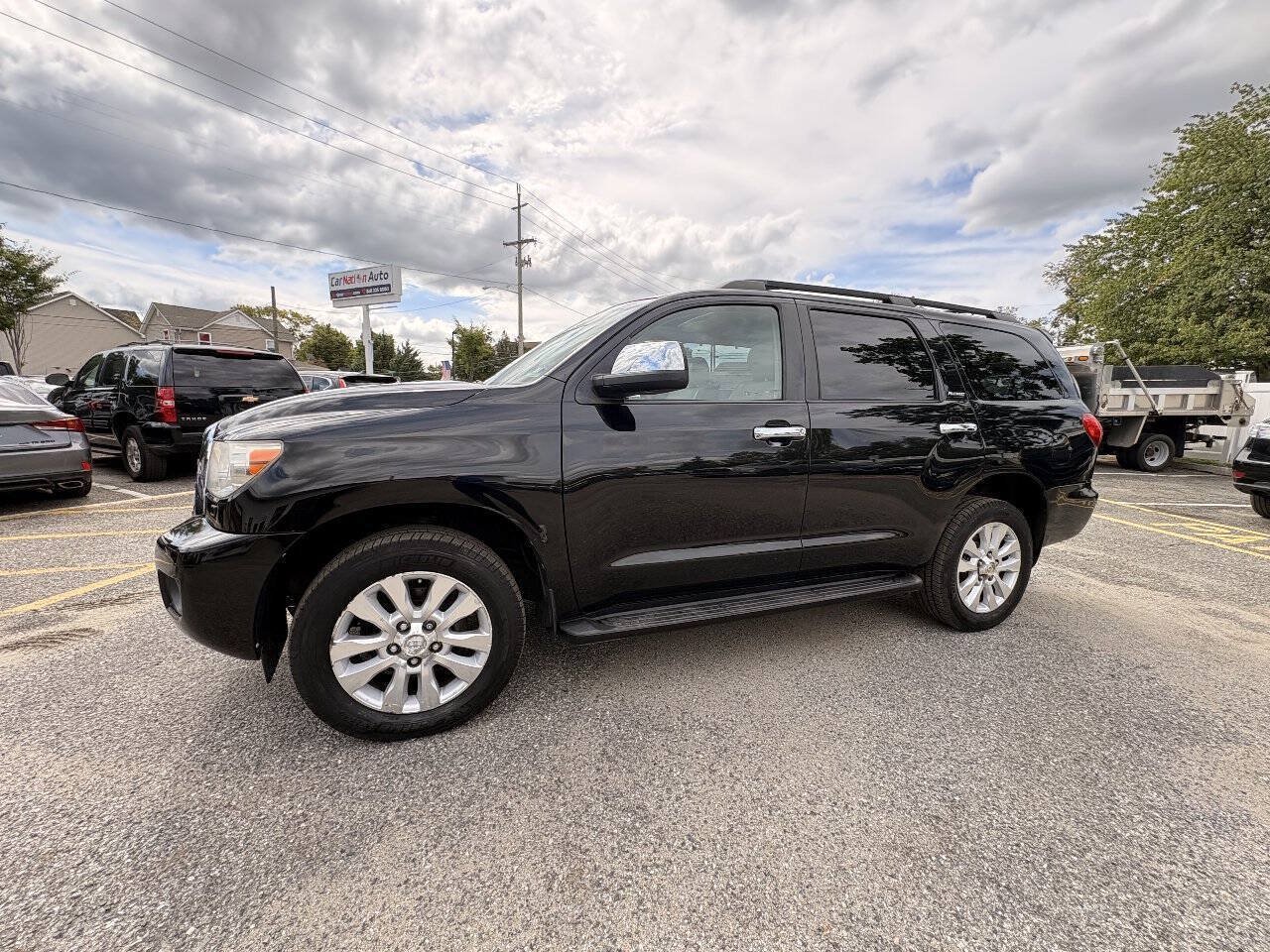 Used 2011 Toyota Sequoia Platinum AWD/4WD image 13
