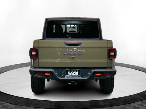 New 2025 Jeep Gladiator Mojave w/ Convenience Group image 4