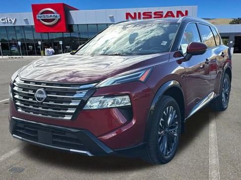 New 2026 Nissan Rogue Platinum image 7