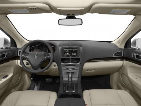 Used 2016 Lincoln MKT AWD w/ Equipment Group 201A image 7