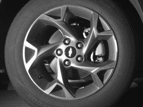 Used 2025 Chevrolet Trax LT w/ LT Convenience Package image 13