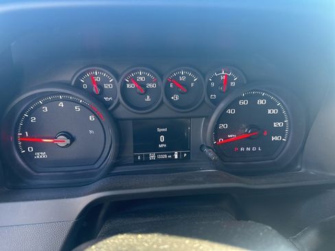 Used 2025 Chevrolet Silverado 2500 Custom w/ Custom Value Package image 14