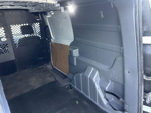 Used 2020 Ford Transit Connect XL image 20