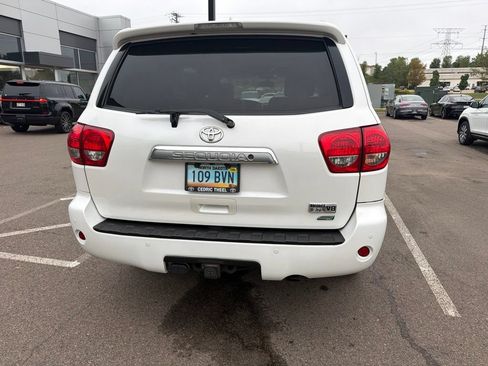 Used 2017 Toyota Sequoia Platinum AWD/4WD image 21