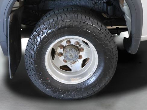 Used 2021 GMC Sierra 3500 Denali w/ Denali Ultimate Package image 32