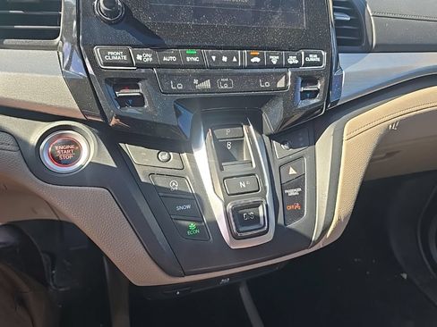 Used 2018 Honda Odyssey Touring image 28