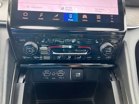 Used 2024 Jeep Grand Cherokee Limited 4xe image 26