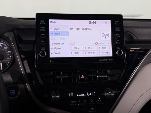 Used 2024 Toyota Camry SE w/ Audio Upgrade Package image 15