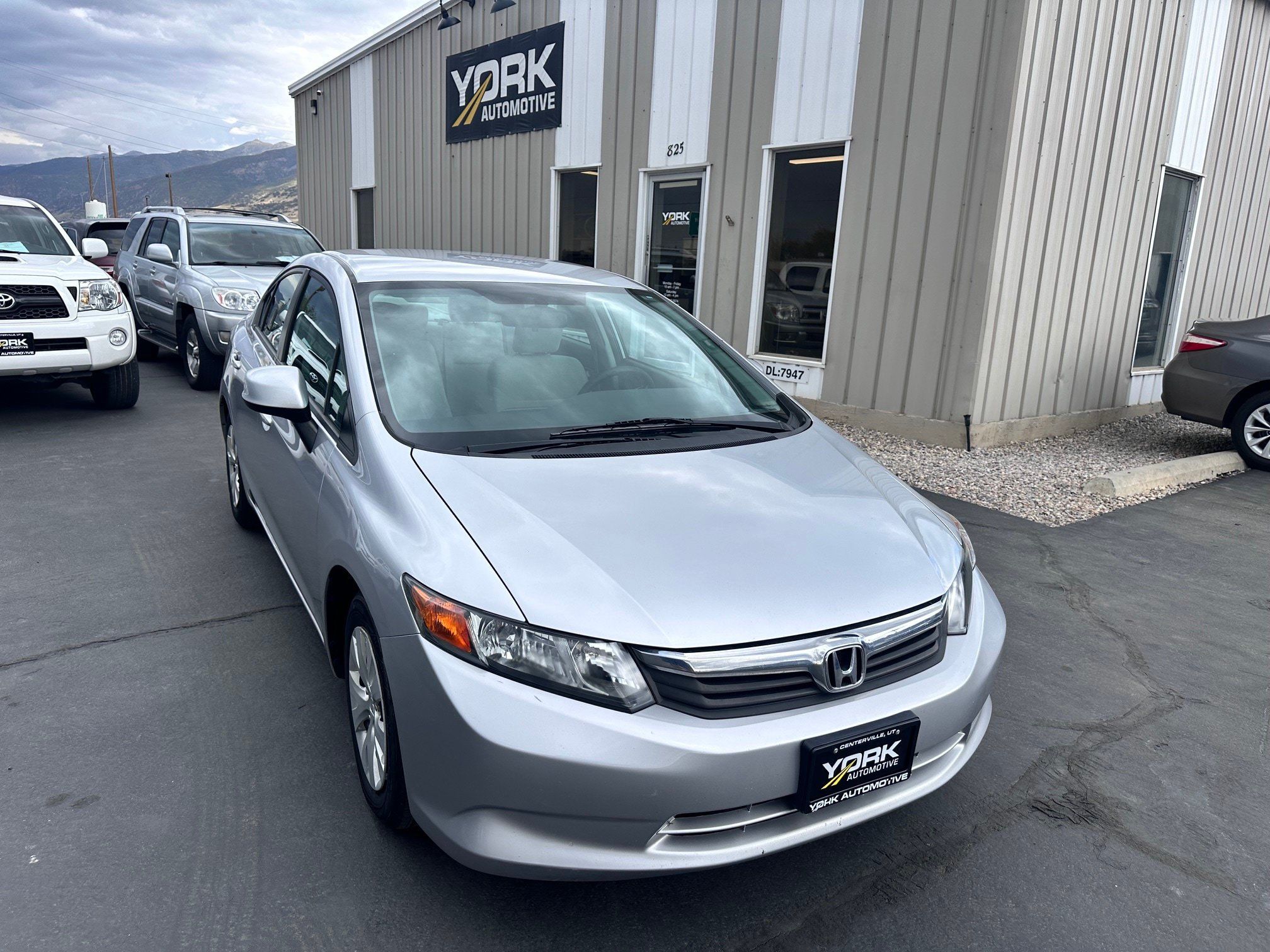 Used 2012 Honda Civic LX image 1