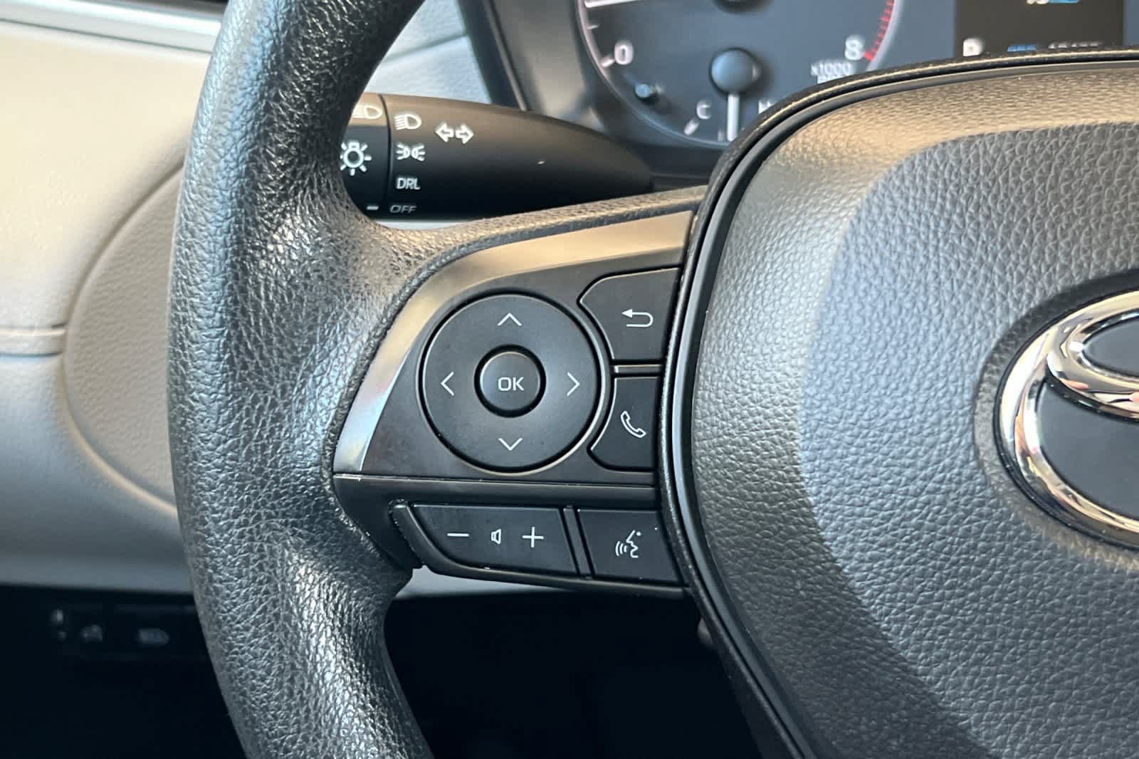 Certified 2024 Toyota Corolla Cross L FWD image 25