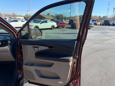 Used 2022 Honda Pilot Elite image 26